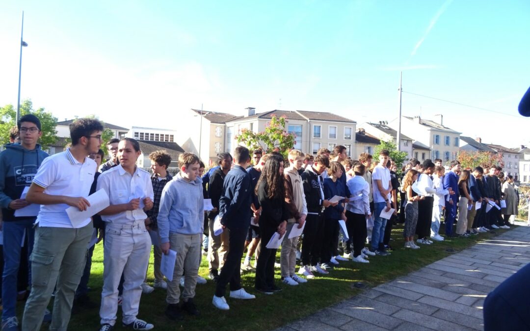 HOMMAGE AUX FUSILLES DU MONT VALERIEN