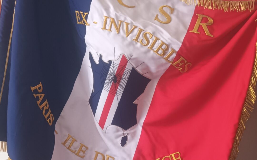 Remise de cartes sous l’égide du nouveau drapeau financé par la Fédération Nationale André Maginot.