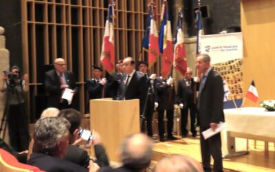 REMISE DE LA MEDAILLE HONORANT le docteur DEBELUT